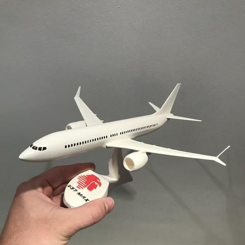 737 MAX 8 - NEW BOEING AIRPLANE -