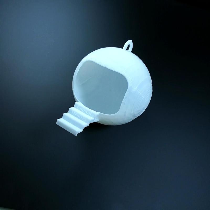 Luxury hide for arboreal reptiles