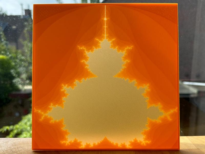 Customizable mandelbrot-set window decoration