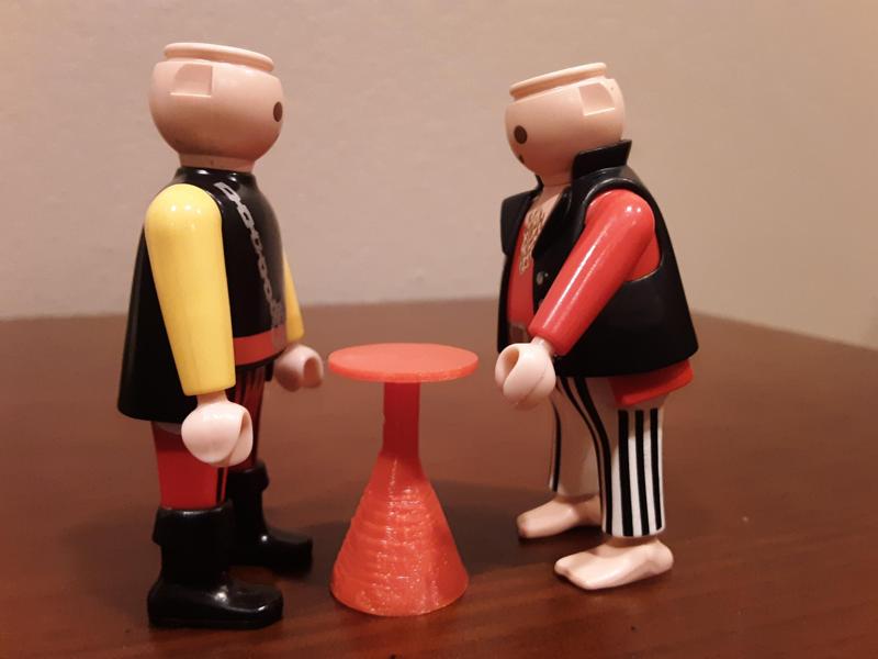 Playmobil Table