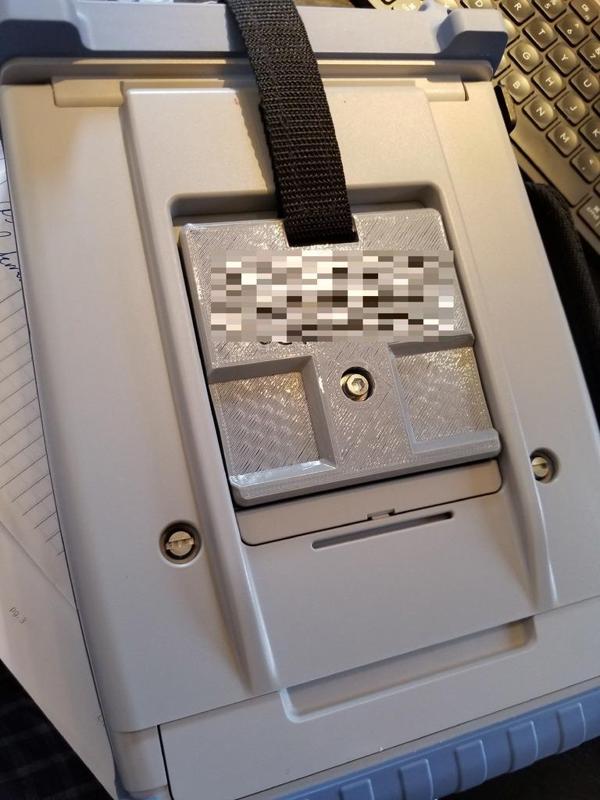 strap bracket for rohde schwarz rth rider scope