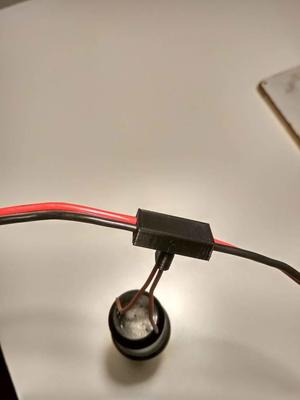 Cable connector for garland of lights
