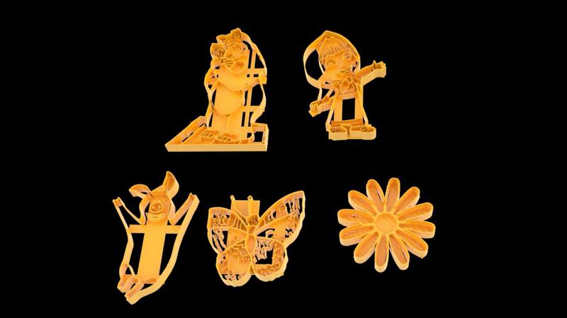 Masha and the Bear (Pack of 5 CALLET CUTTERS)