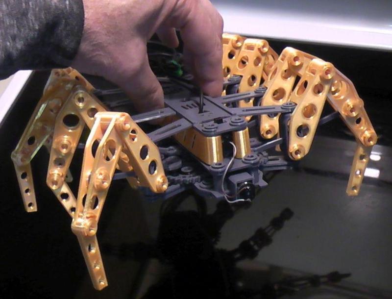 8 Leg single drive Spider Rover. Remix.