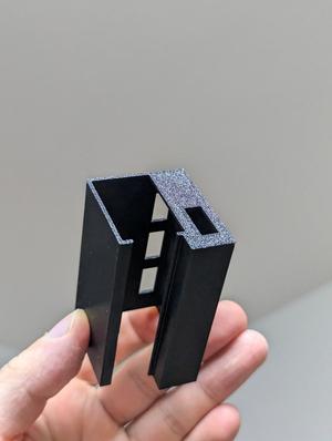 USB hub holder