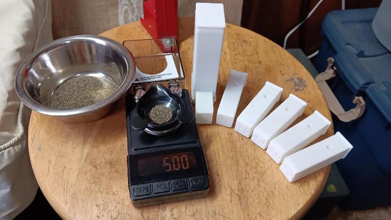 Handheld Powder Dropper   