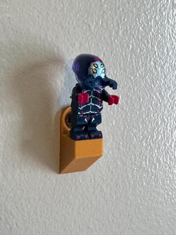 Lego Figure wall mount   