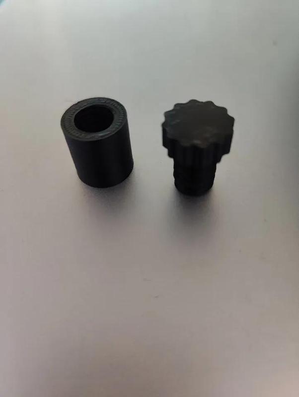 Dystans montażowy do szyldu, tablicy   