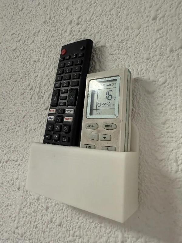 2 REMOTES WALL MOUNT HOLDER   