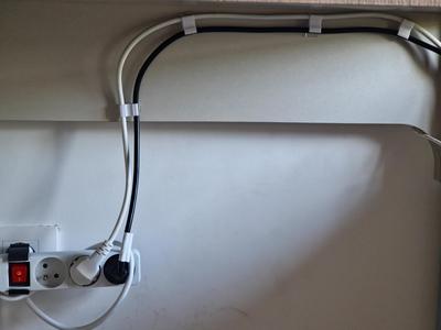 Power supply cable organiser 
