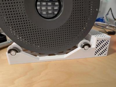 Spool and desiccant holder   