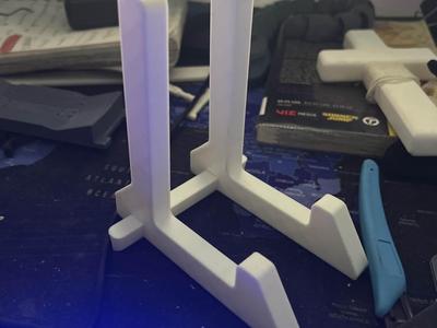 simple mobile stand