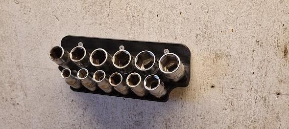 Half inch socket wall mount