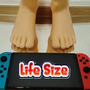[Life-size] Japanese female foot model