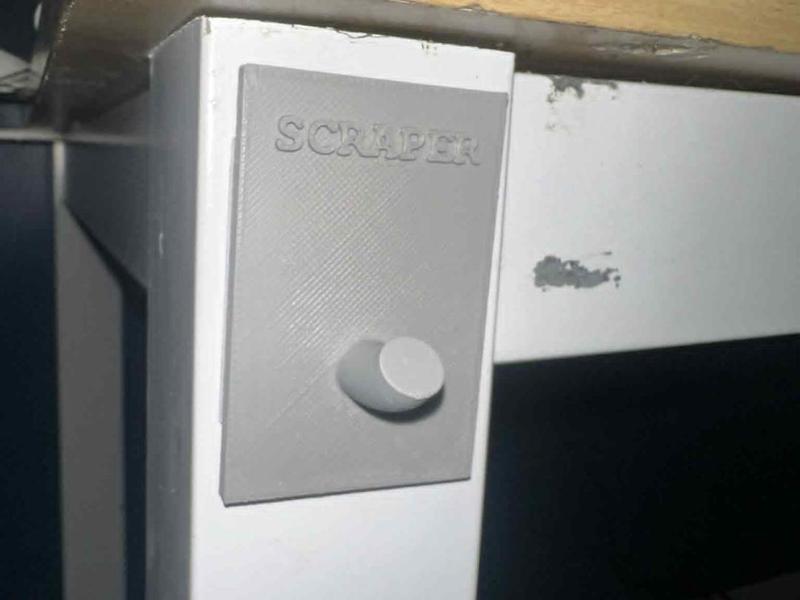 The Scraper Holder