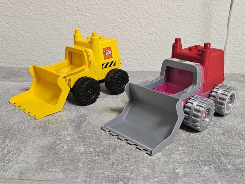 excavator compatible with legobrick "DUPLO" 