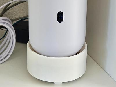 Ubiquiti Unifi Dream Router 7 active cooling stand