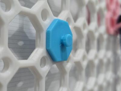 Multiboard Nail Hook Connector