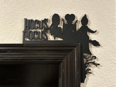 Hocus Pocus Door Corner