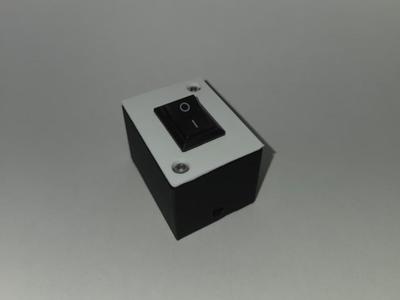 Electronics switch box