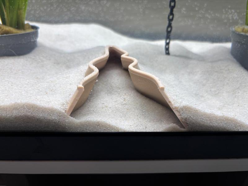 Aquarium cave for fish