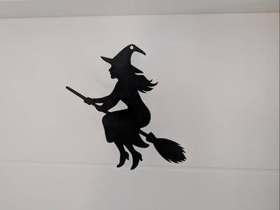 Halloween Witch - Flying Witch