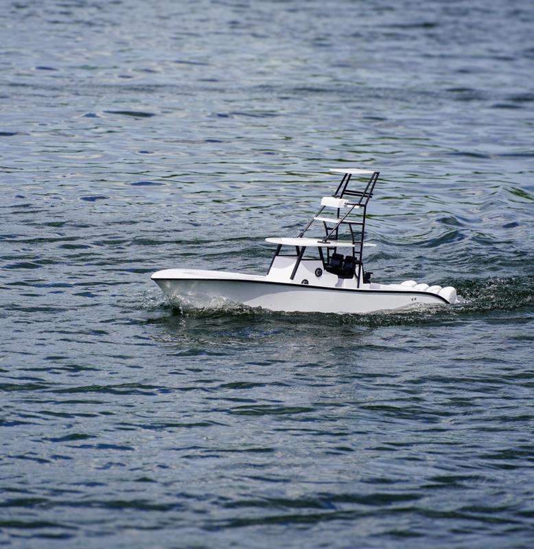 Yellow fin 39 RC boat