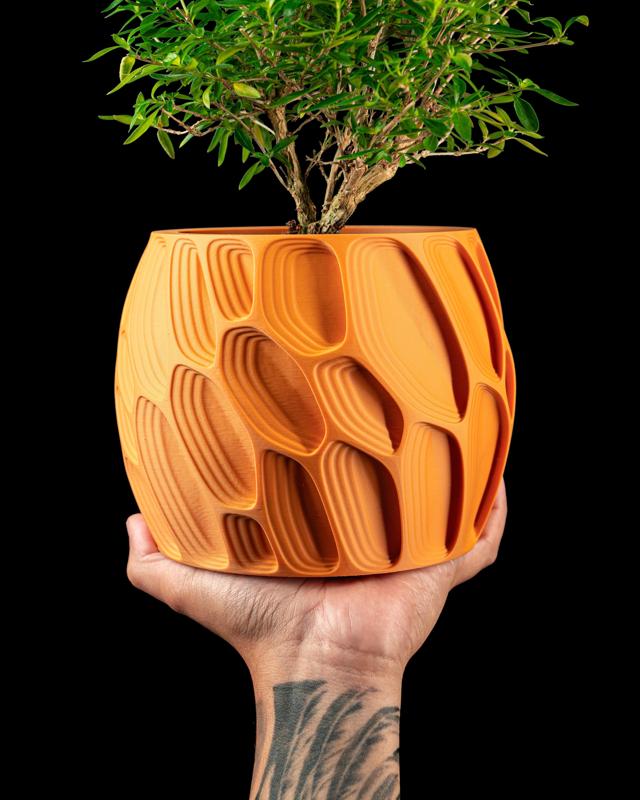 Ringo Planter Pot by MODERN MACHINE