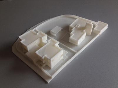 CONJUNTO DE CHALET Y DOS VIVIENDAS