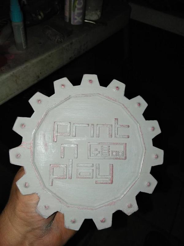 PRINT N PLAY CUSTOM SHIELD