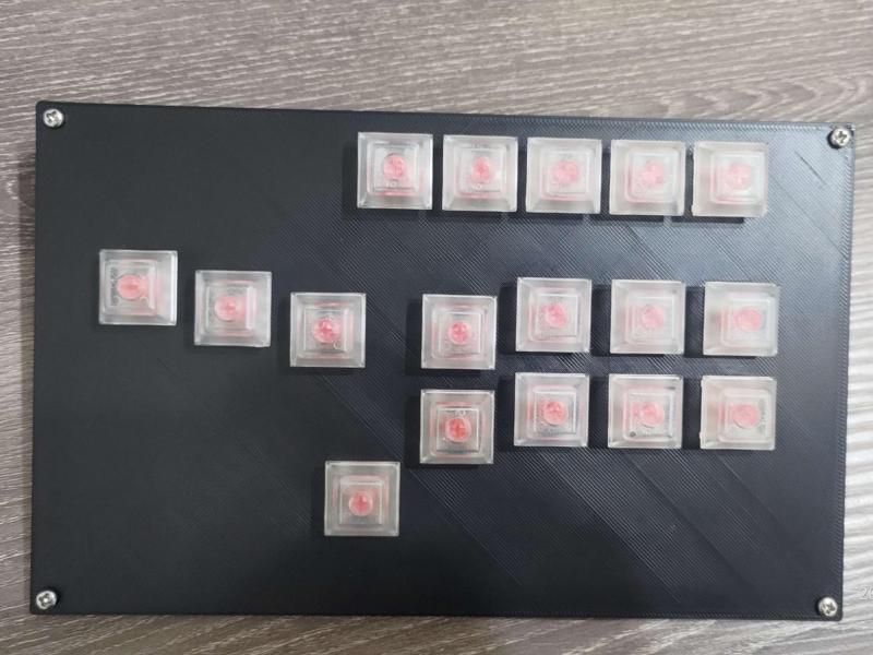 Simplified hitbox using a Raspberry Pi Pico