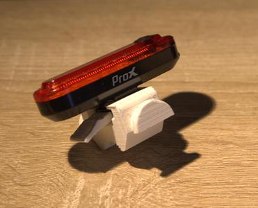 Prox lamp holder for bicycles