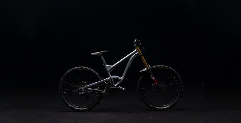 Polygon Collosus DH2