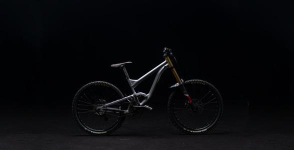 Polygon Collosus DH2