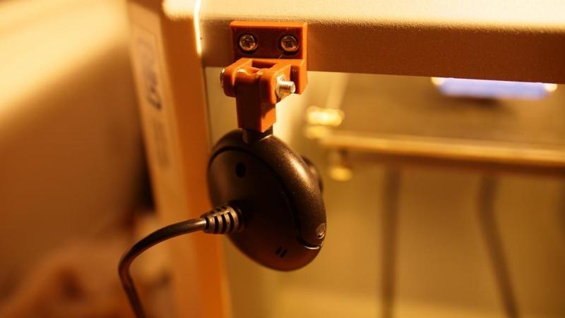 Trust SpotLight Webcam mount for German Reprap NEO