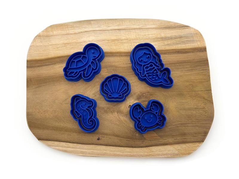 Sea cookie cutters