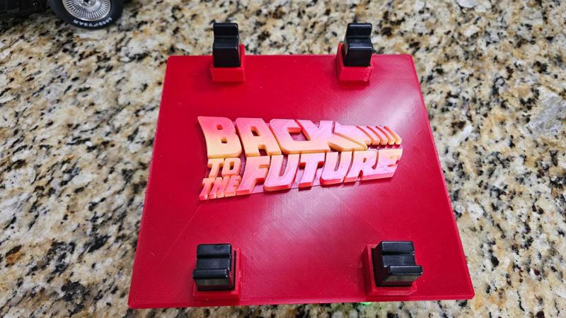 Fanhome Back to the Future Delorean Stand