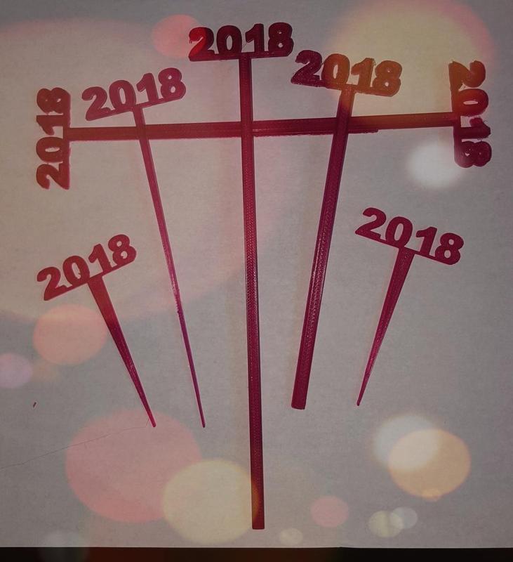 2018 Graduation Party Picks and Swizzle Sticks