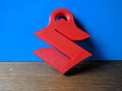 Suzuki 'S' Logo keyring resized