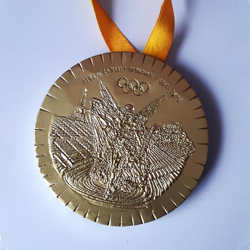 PARIS 2024 OLYMPIC MEDAL