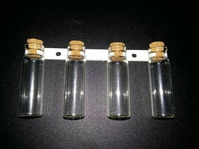 Mini bottles holder