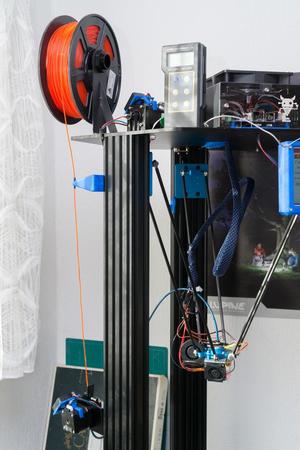 Filament guide for 20mm rails (PTFE insert + M4 T-nuts)