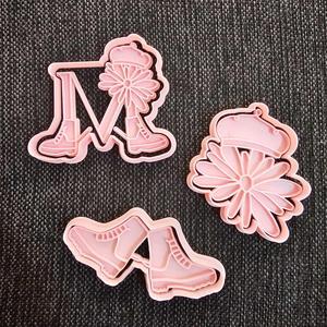 Set of cutters Margarita si me quiere serie