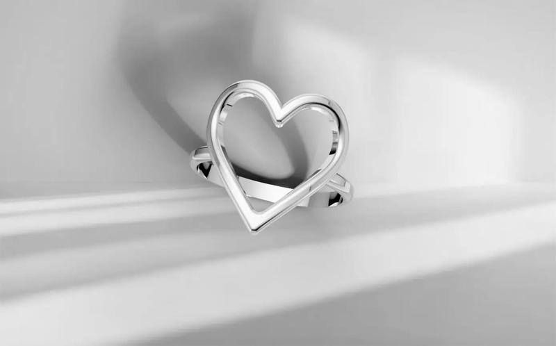 HEART RING