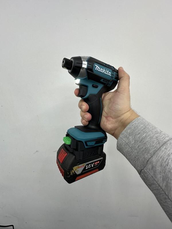BOSCH PROFESIONAL  BATTERY ON MAKITA  TOOLS