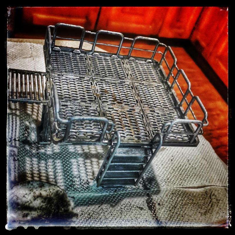 MODULAR CATWALK - Pipes Walls