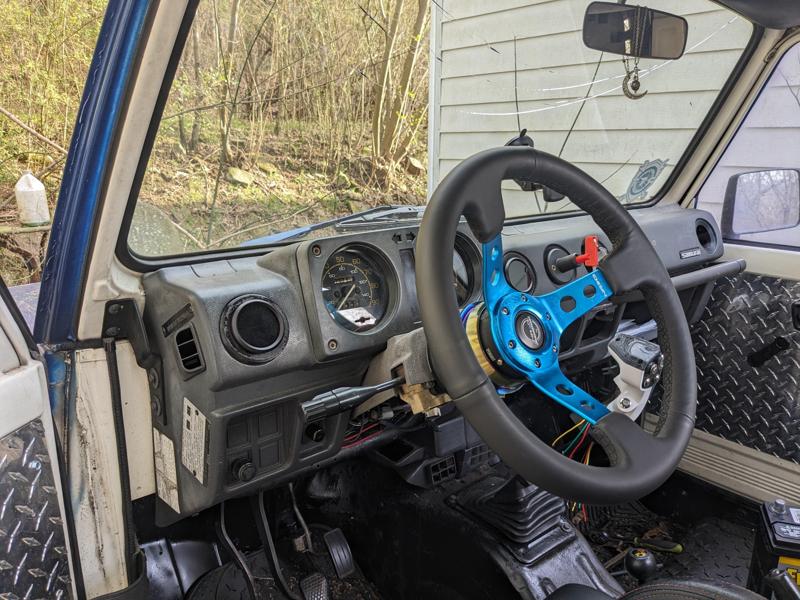 Suzuki Samurai Small Vent Gauge Mount
