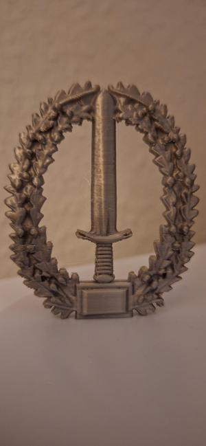 KSK beret badge without German flag