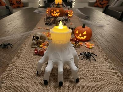 Broken-hand candlestick