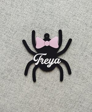 Spider name tag - Freya